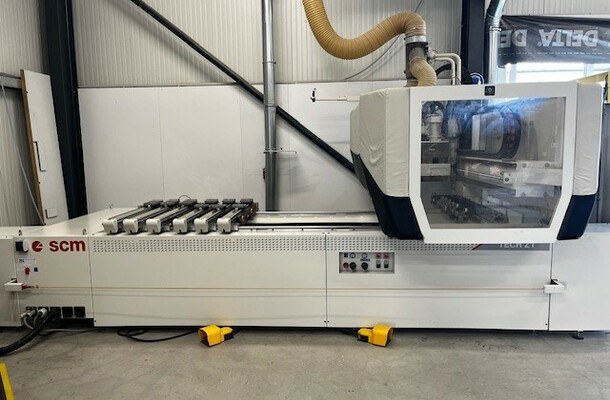 CNC Bearbeitungszentrum  / SCM / TECH Z1